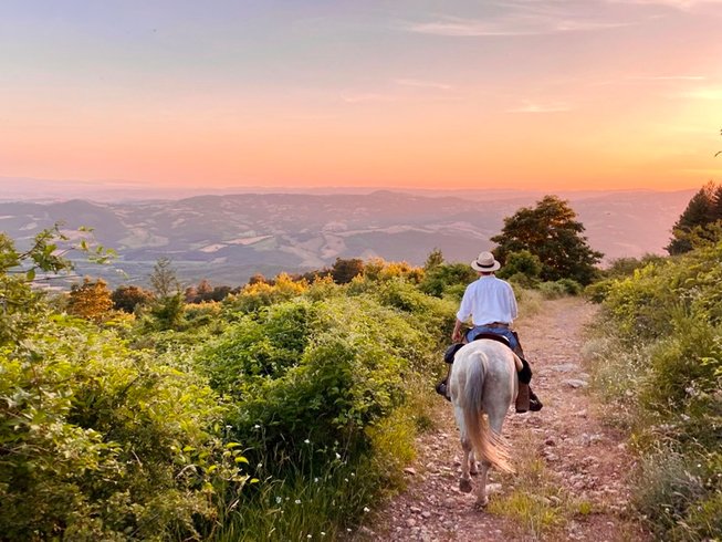 Horse riding holidays in Tuscany - riding at sunset